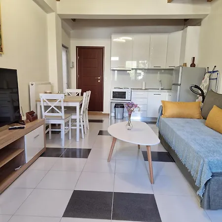 Aigaiou House 2 شقة *