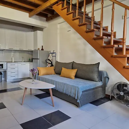 Aigaiou House 2 דירה *