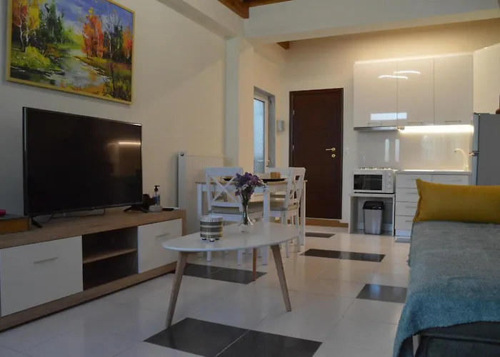 Aigaiou House 2 *
